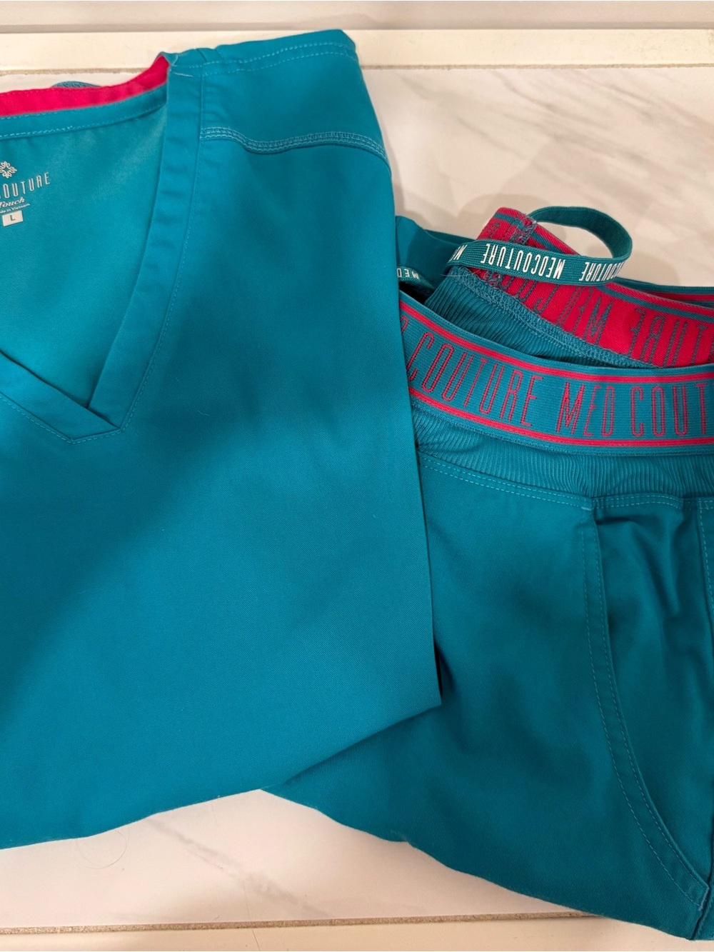 Med Couture Teal Womens Scrub Set